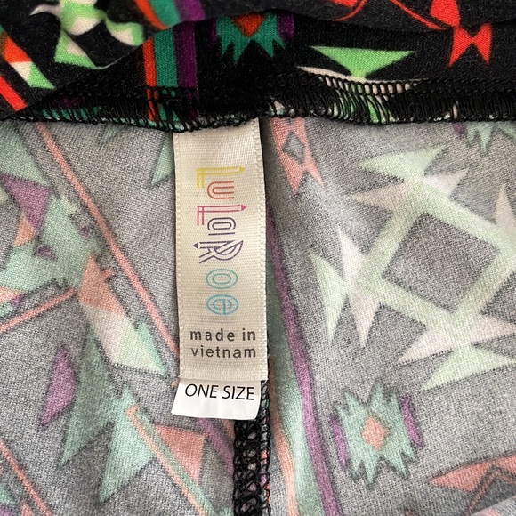 LulaRoe Tribal Tights - Picture 3 of 4